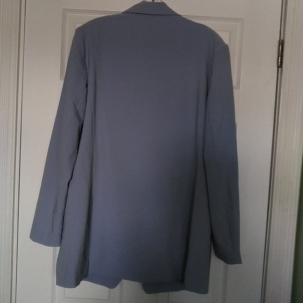 Coat - Picture 2 of 3